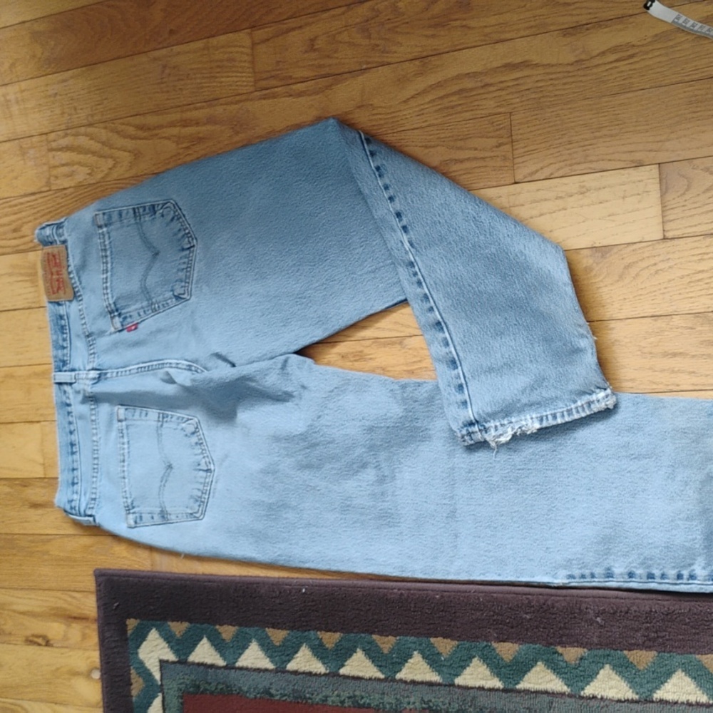 550 DISTRESSED NATURALLY 👖VINTAGE LEVI’S 550’s Hi-Rise UniSex Jeans
